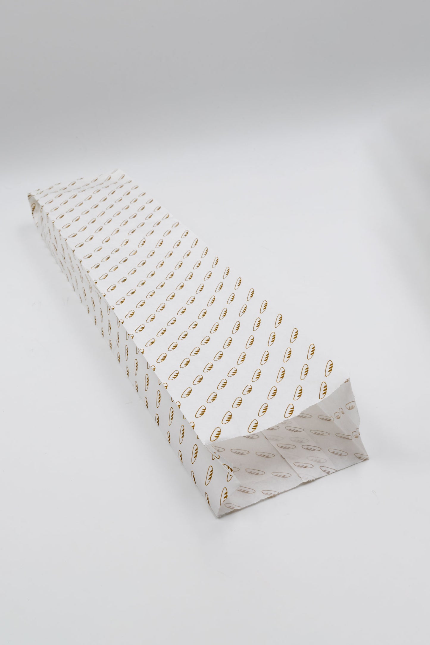 Pack de 200 Bolsas de Papel Kraft Blanco 35gr/m2 con Fondo en V – 10x5x45 cm con Estampado de Pan